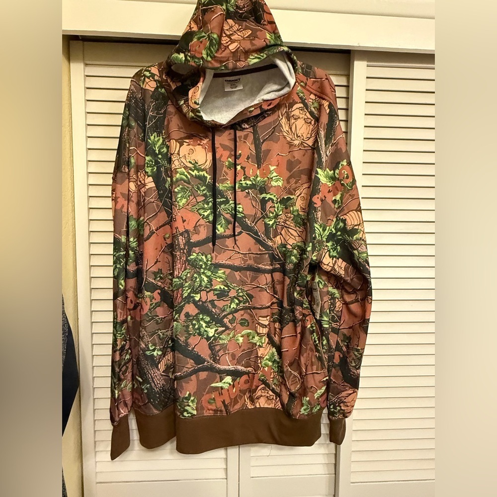 Camouflage CHUCKY Long Sleeved Hoodie Men's 2XL Sweatshirt Sweater BRAND NEW